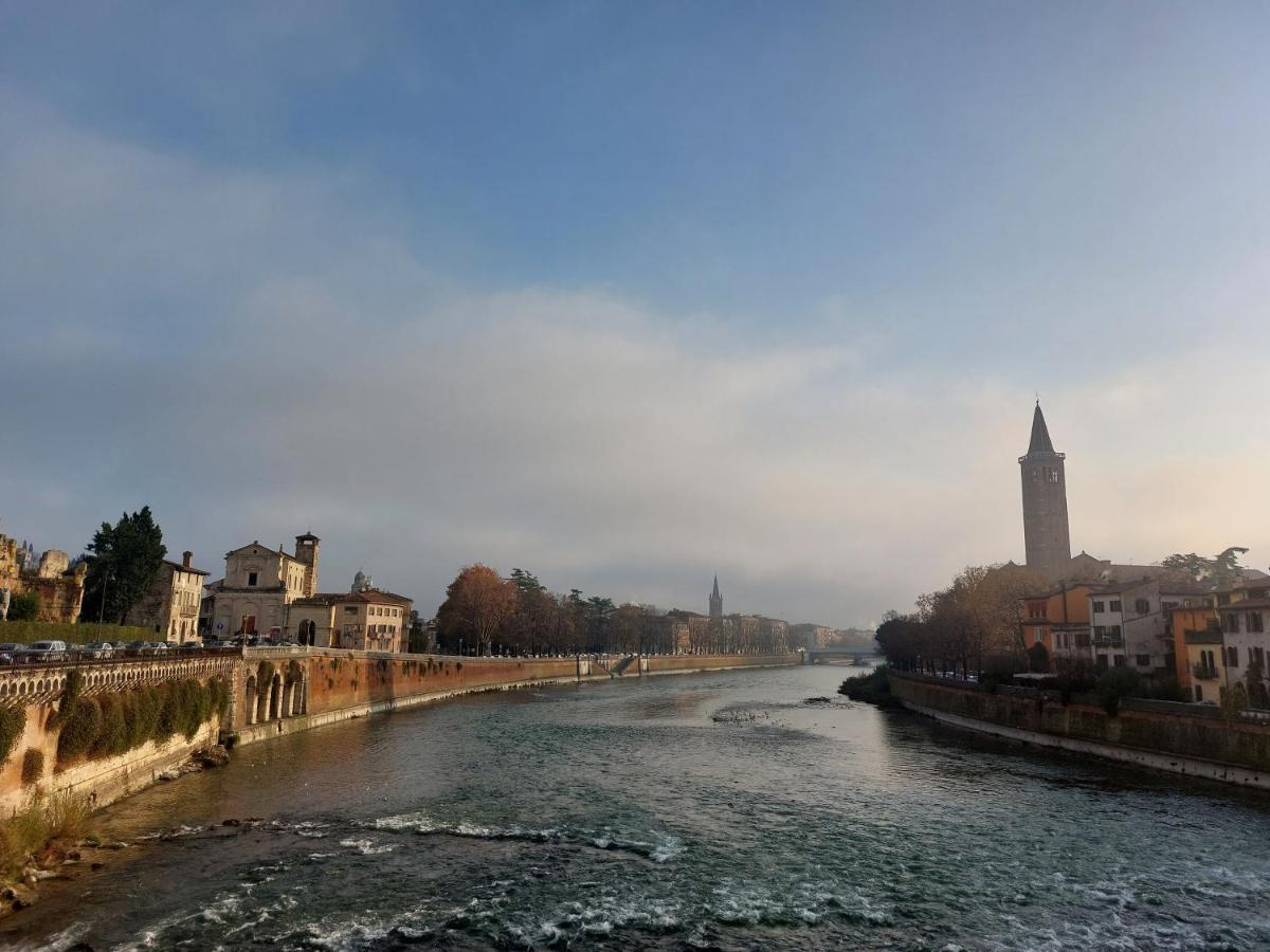 Dreaming Adige River Apartment Verona Exterior foto